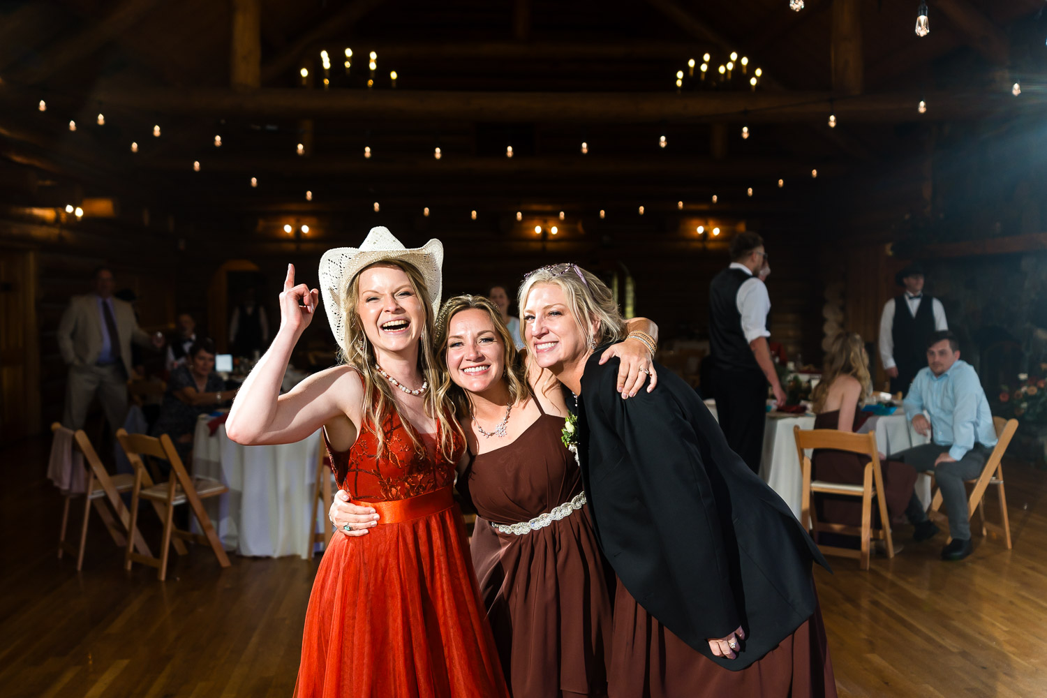 Evergreen Lakehouse Wedding Photography