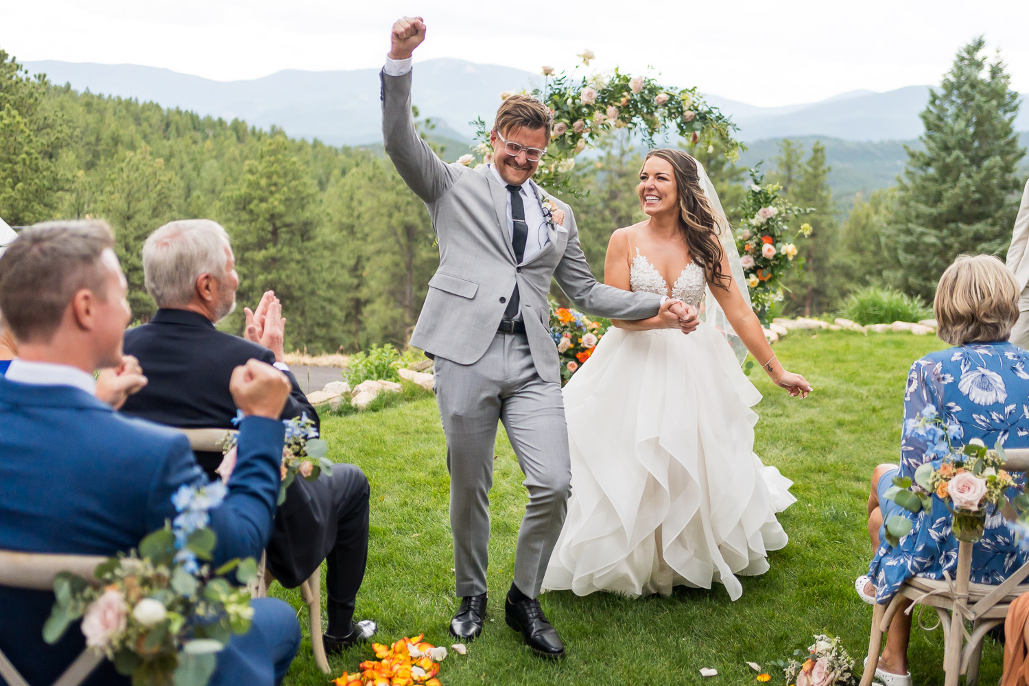 evergreen wedding photography ceremony