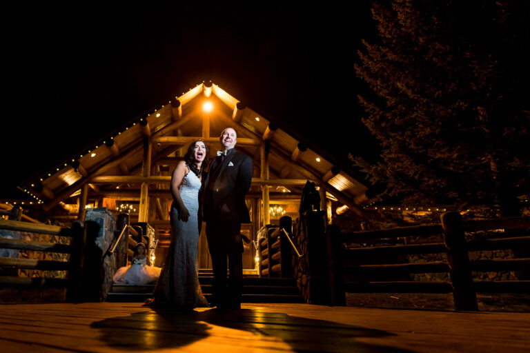 how to be a wedding photographer