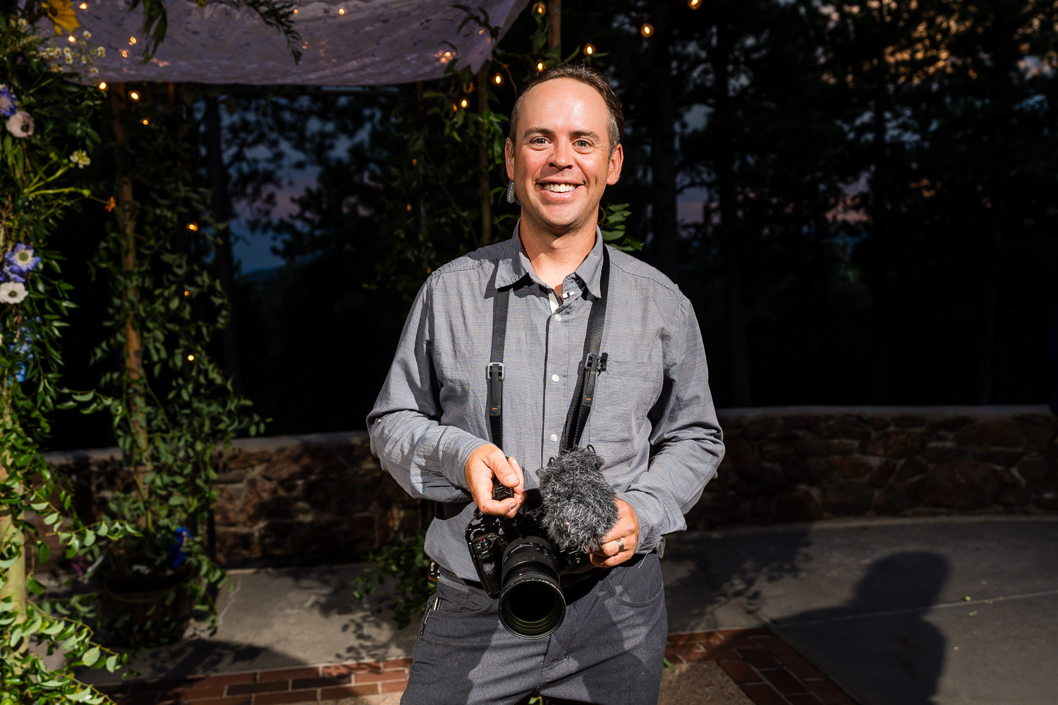 husband and wife wedding photographers