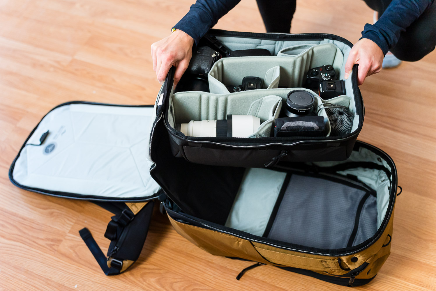 peak design travel backpack with large camera cube v2