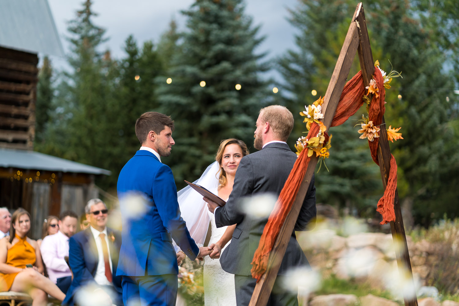 the barn at evergreen memorial park wedding photogaphy
