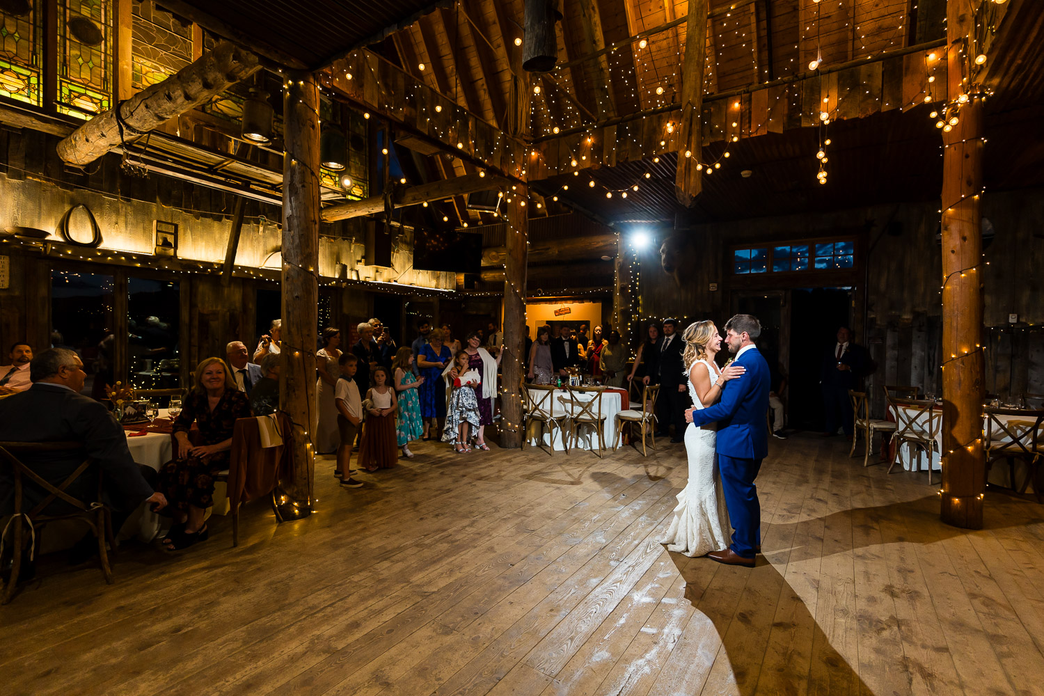 the barn at evergreen memorial park wedding photogaphy